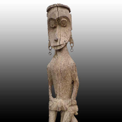 Impressive Kayanic village guardian figure or Hampatong in the form of a monkey
