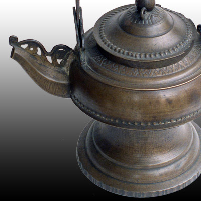 Minangkabau bronze kettle ornately decorated