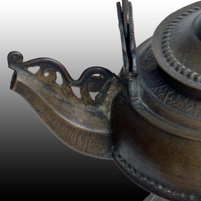 Minangkabau bronze kettle ornately decorated