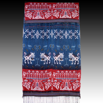 East Sumba man�s warp ikat shoulder or hip cloth (Hinggi)